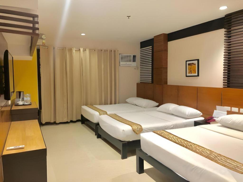 La Carmela De Boracay 3*