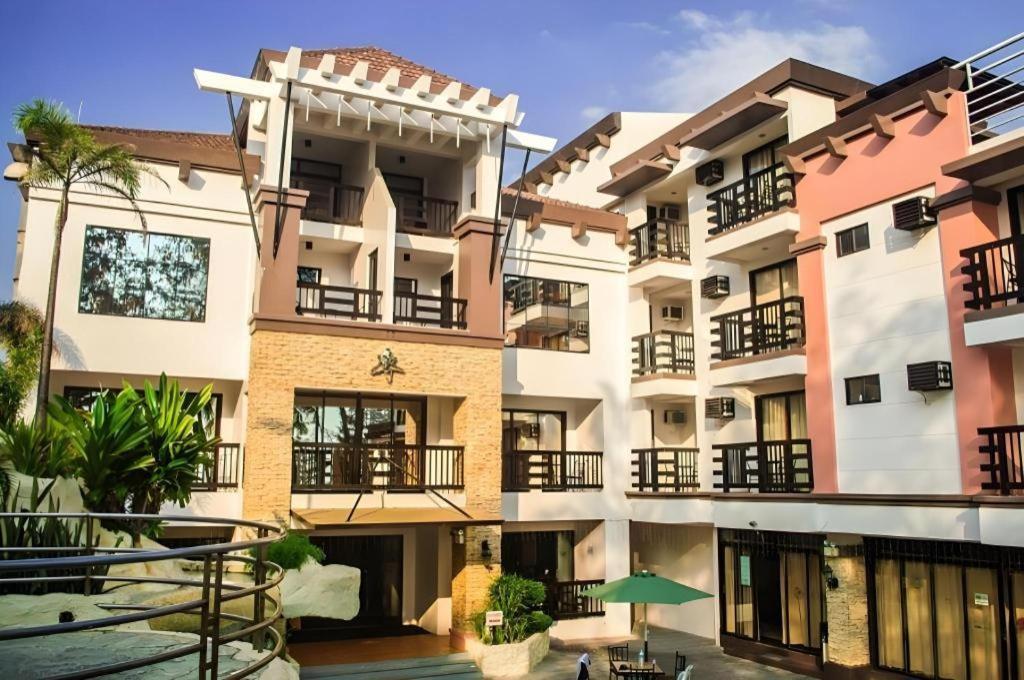 La Carmela De Boracay 3*